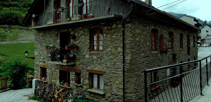 Casa Campaner, allotjament rural a Esterri d'Àneu